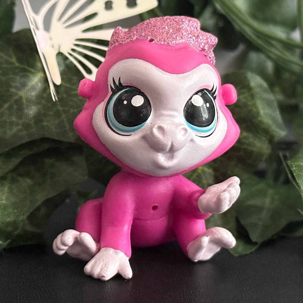 Littlest Pet Shop LPS 4082 Gilda Twinkleton Pink Gorilla Sparkle Glitter